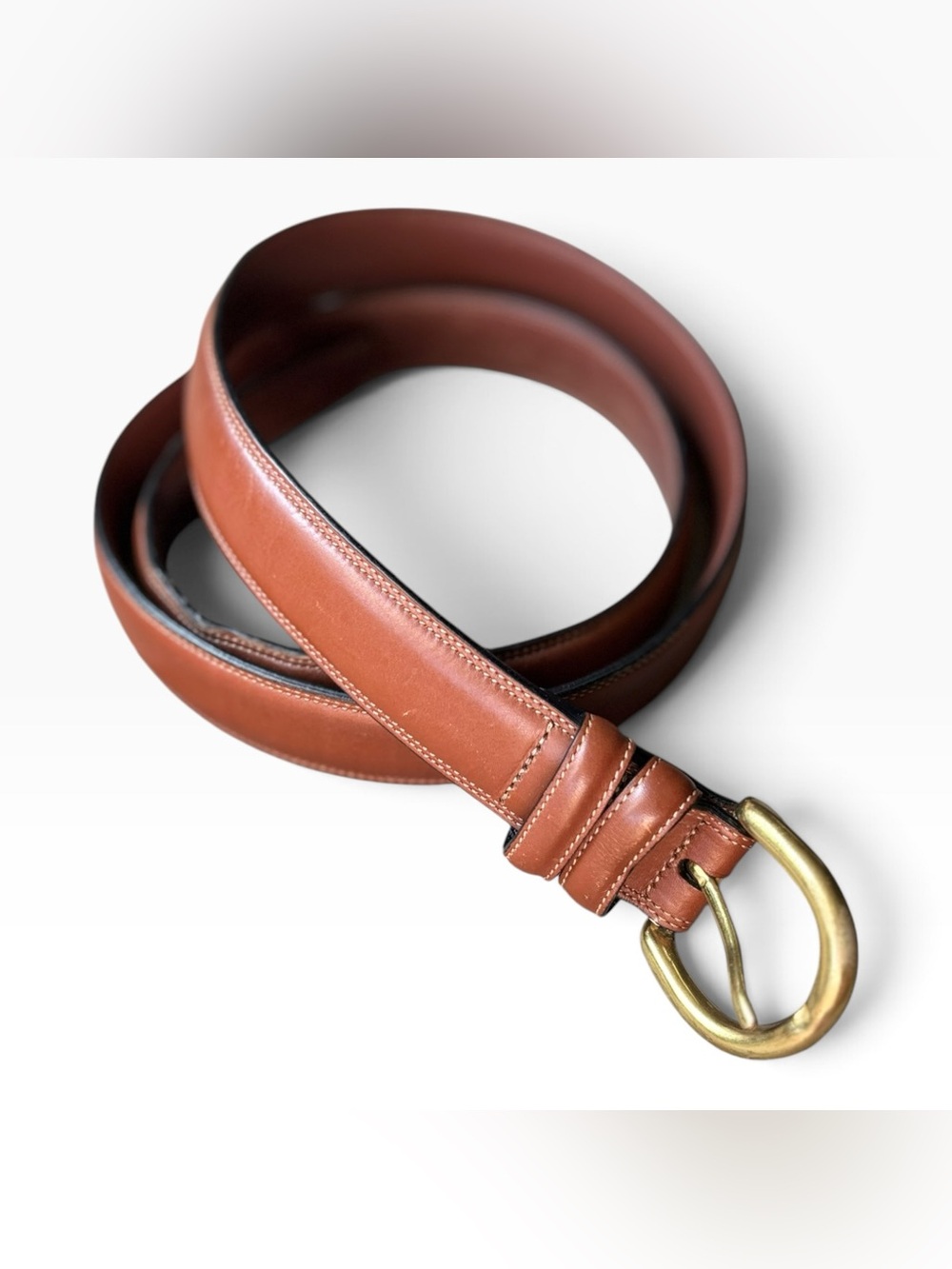 Roundtree & York Mens Leather Belt Size 42 Cognac Brown Solid Brass Buckle 1.25
